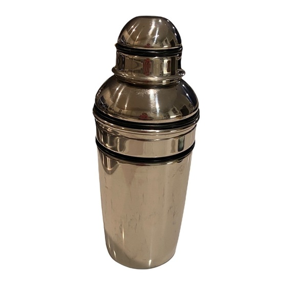 Oneida Cocktail Shaker Alcohol Cocktail Drink Mixer - Picture 1 of 8